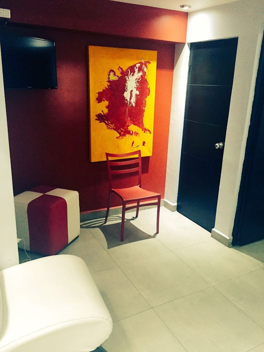 M Hotel photo 3