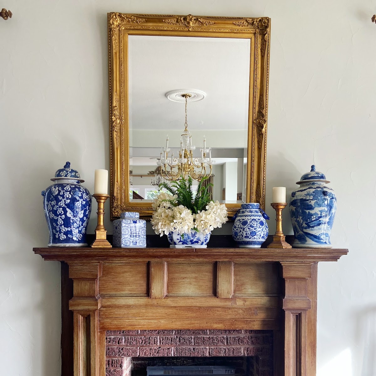 The Brownlow House photo 2