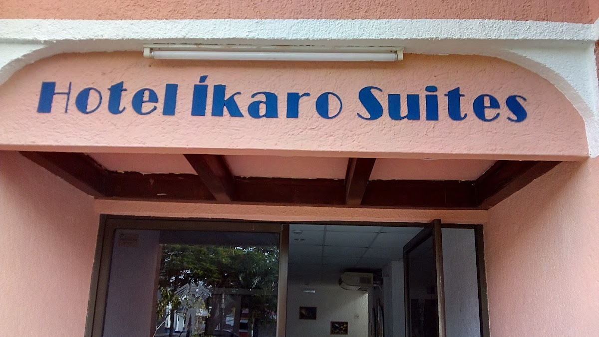 Ikaro Suites Cancun