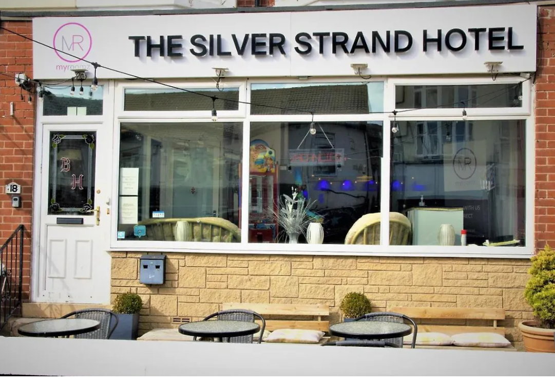 MyRoomz Silver Strand Hotel