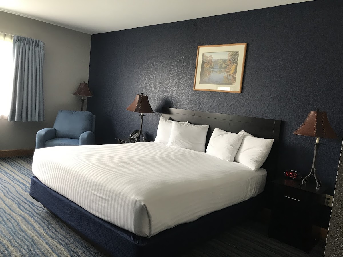 Kewadin St. Ignace Hotel photo 2