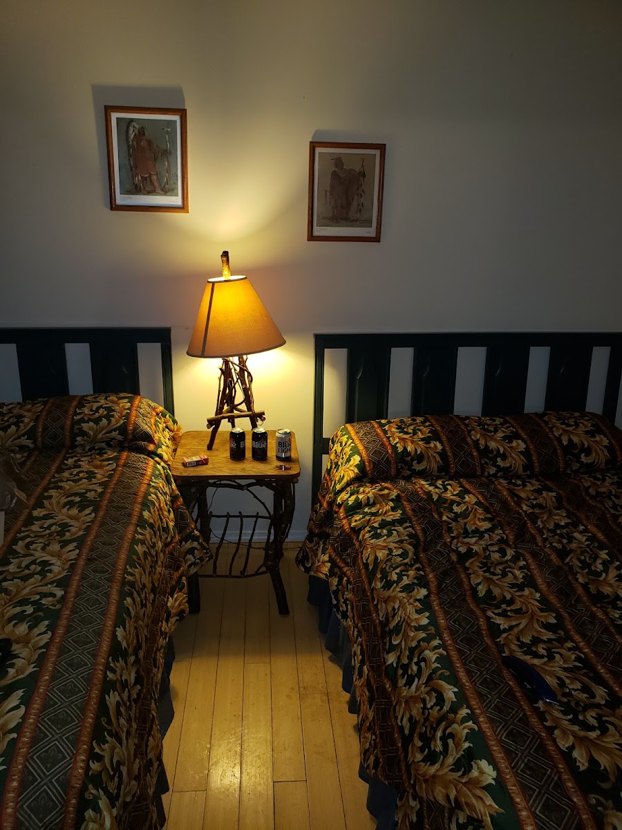 Spring Motor Inn