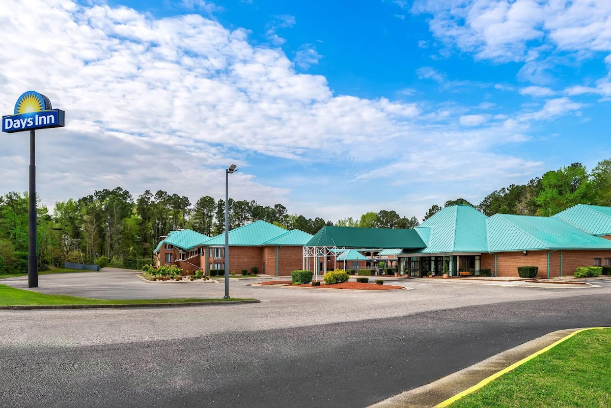 Days Inn by Wyndham Petersburg/South Fort Lee