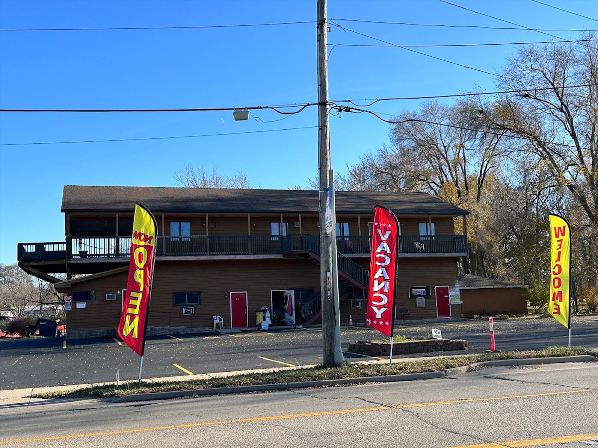 Super Shine Motel
