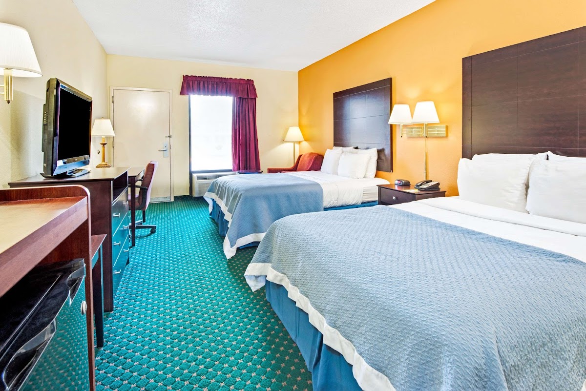 Days Inn by Wyndham Covington photo 2