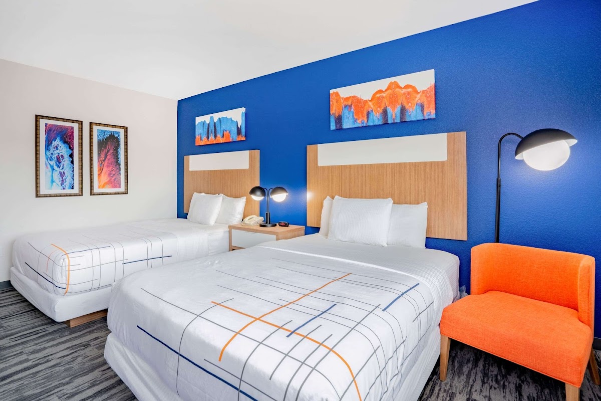 La Quinta Inn & Suites by Wyndham Katy photo 2