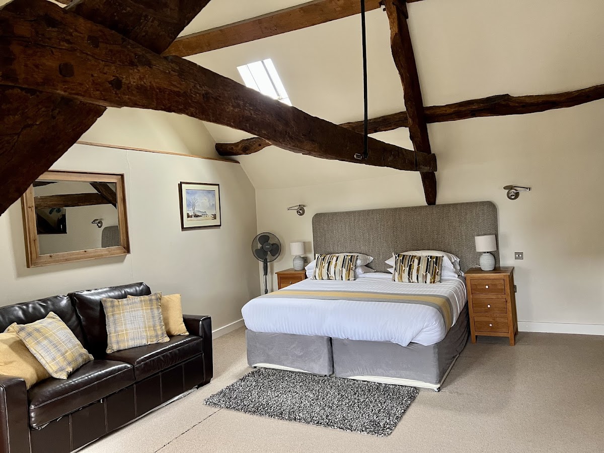 Castle Cottage Inn photo 2
