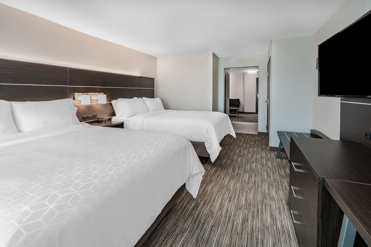 Holiday Inn Express & Suites Trinidad by IHG photo 2