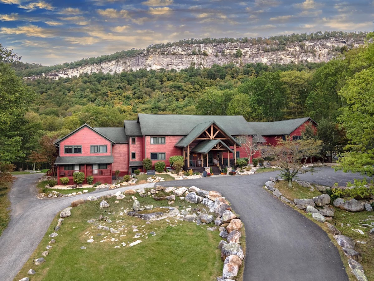Minnewaska Lodge