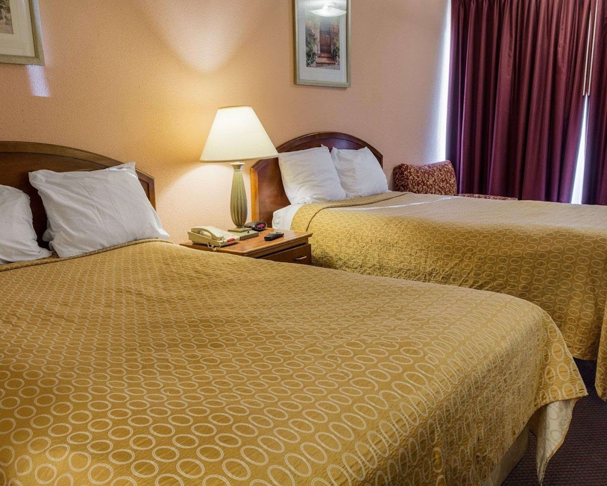 Rodeway Inn Colonial Heights I-95 photo 2