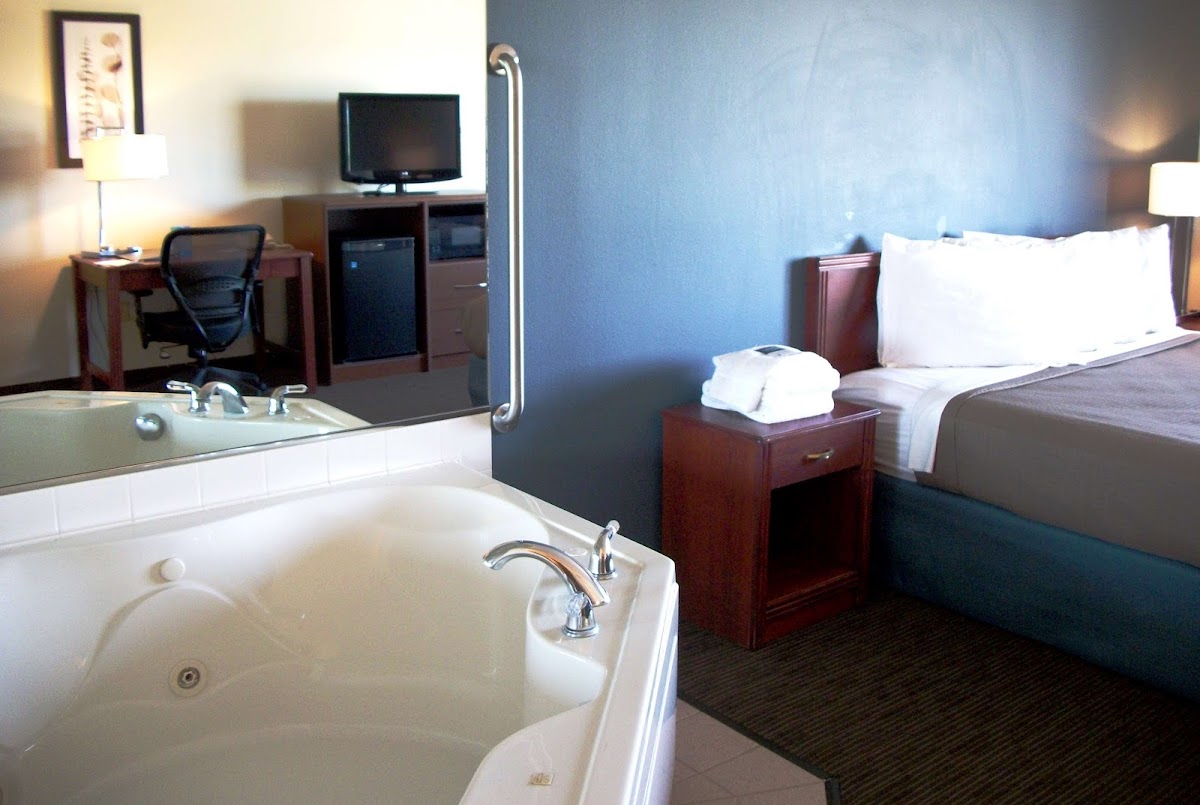 AmericInn by Wyndham Beulah photo 2