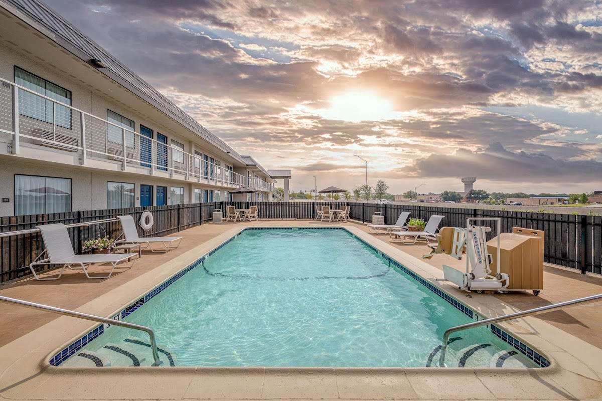 Motel 6 Euless, TX - Dallas