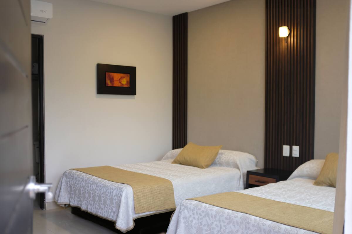 HOTEL PR EXPRESS (NUEVA ADMINISTRACIÓN)