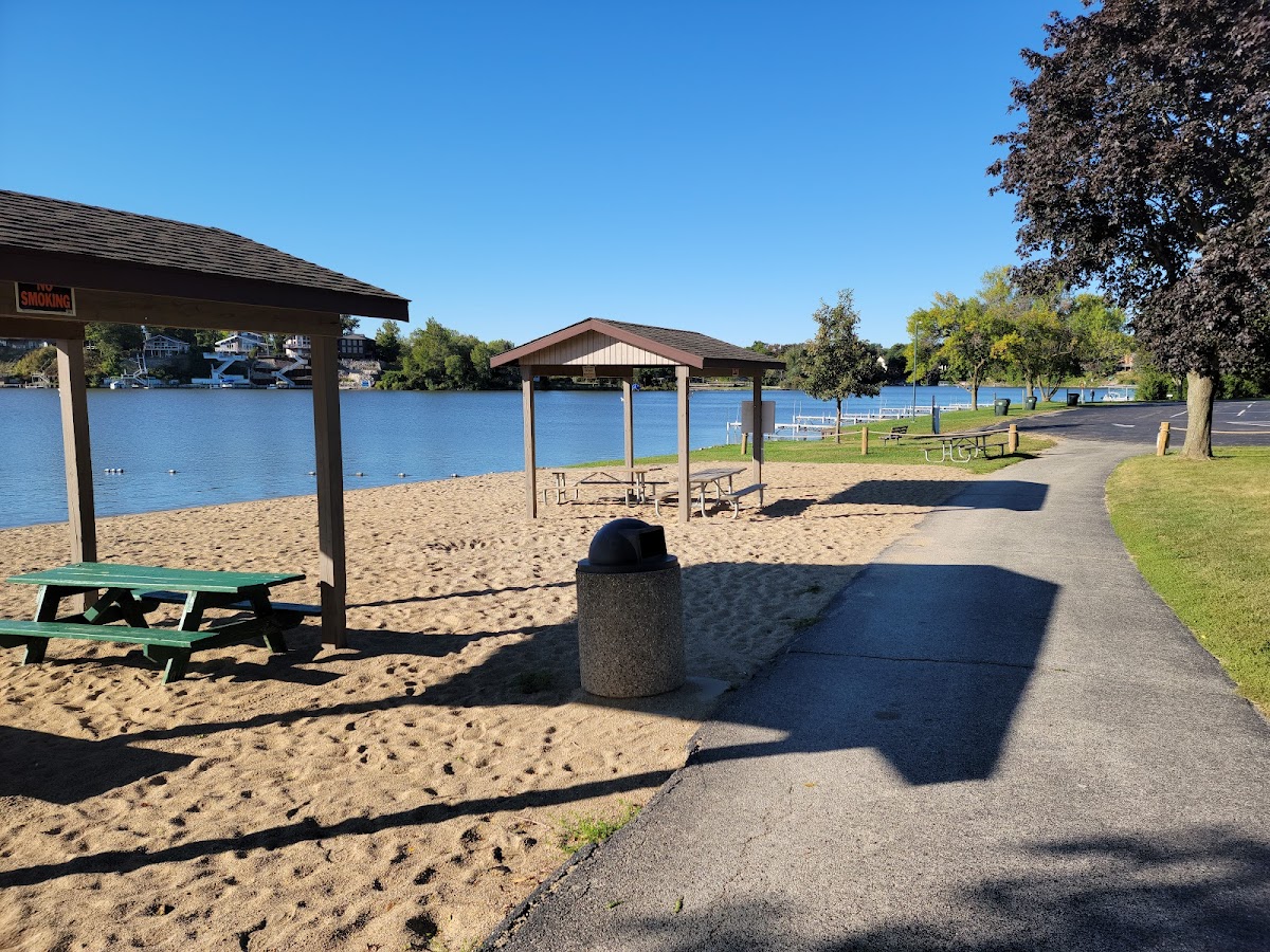Lake Holiday Property Owners Association photo 2
