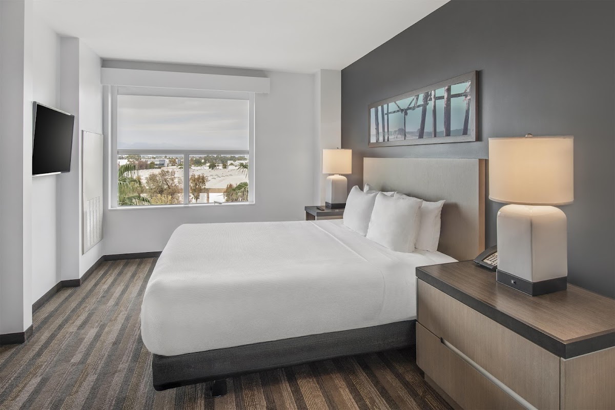 Hyatt House Irvine/John Wayne Airport photo 2