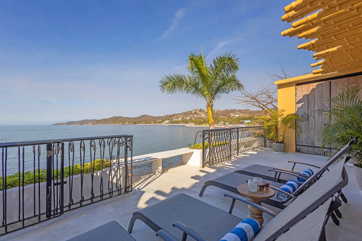 The Original Villa Amor photo 3