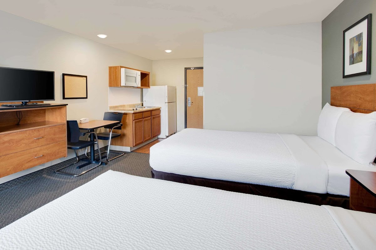 WoodSpring Suites Columbus North I-270 photo 2