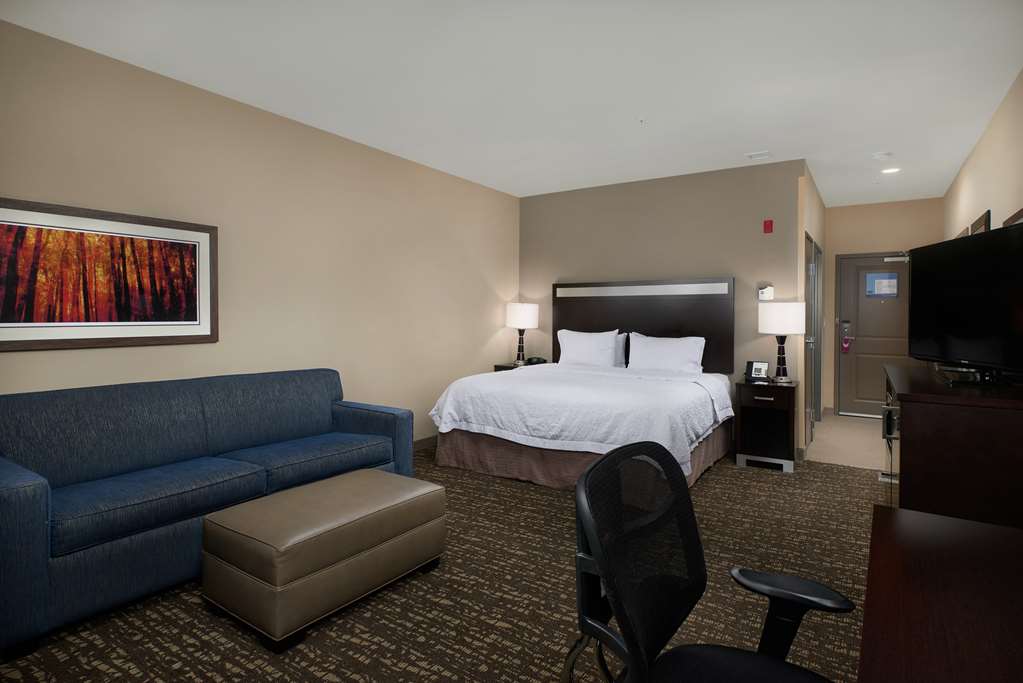 Hampton Inn & Suites Portland/Vancouver photo 2