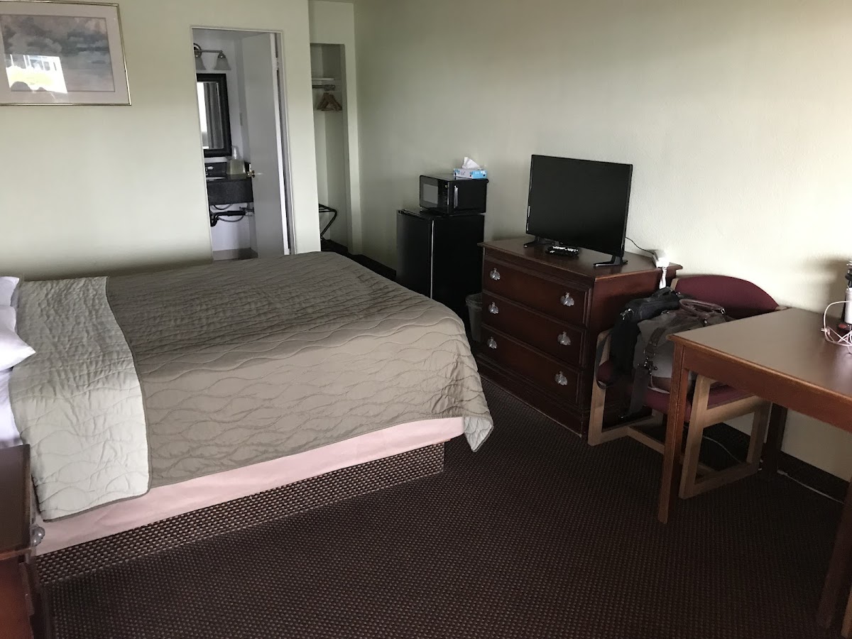 Columbia Inn Shelter photo 2