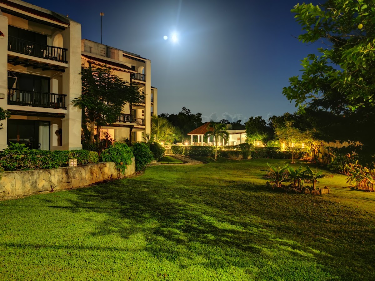 Villas Mayaluum