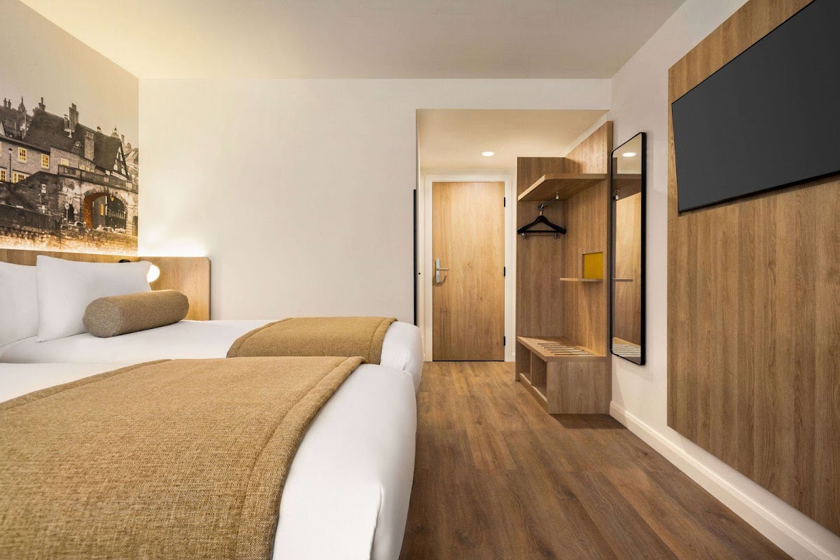 Super 8 by Wyndham Chester East photo 2