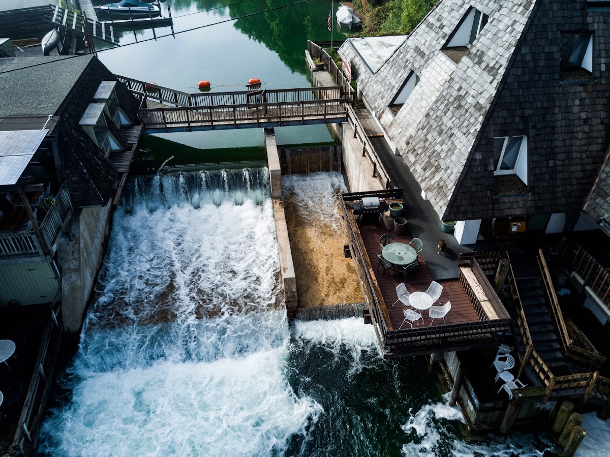 Falling Waters Lodge