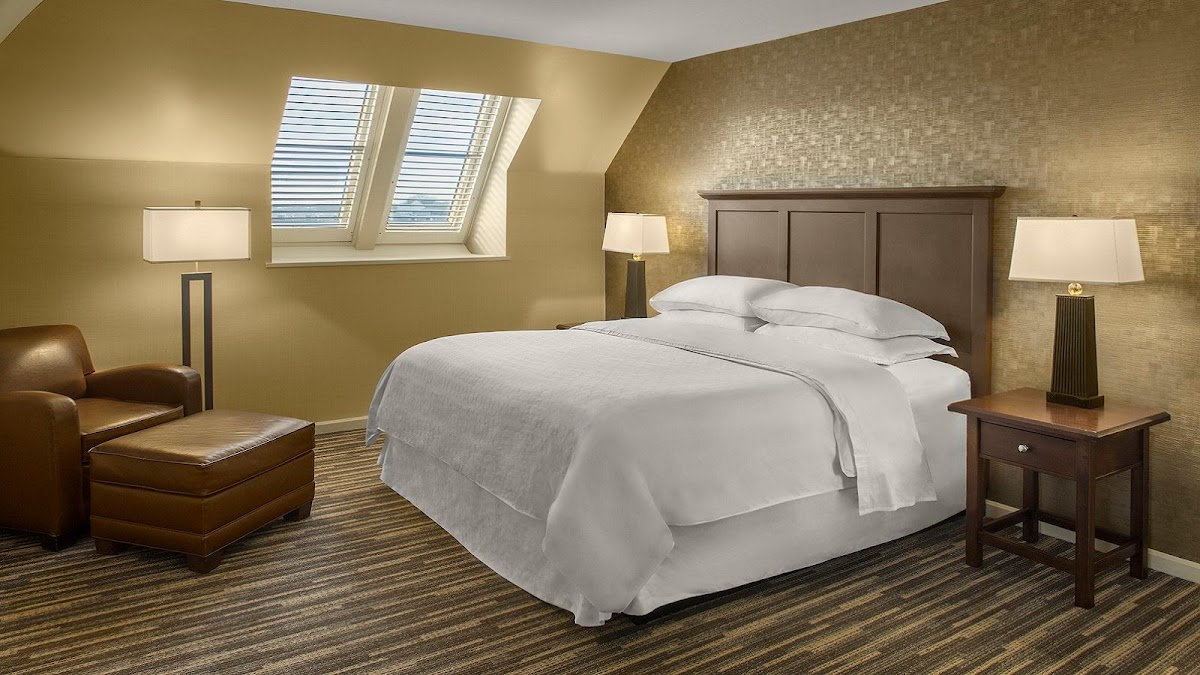 Sheraton Suites Akron Cuyahoga Falls photo 2