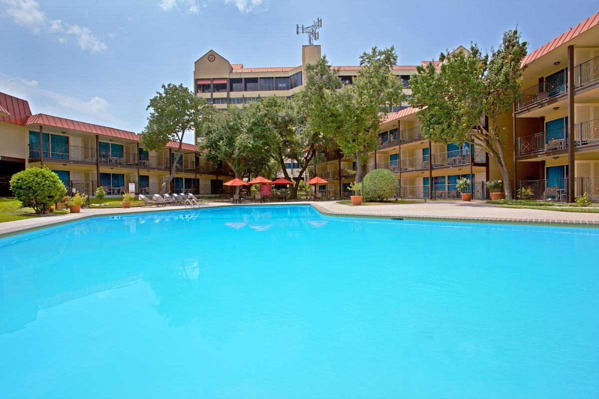 Wyndham Hotel