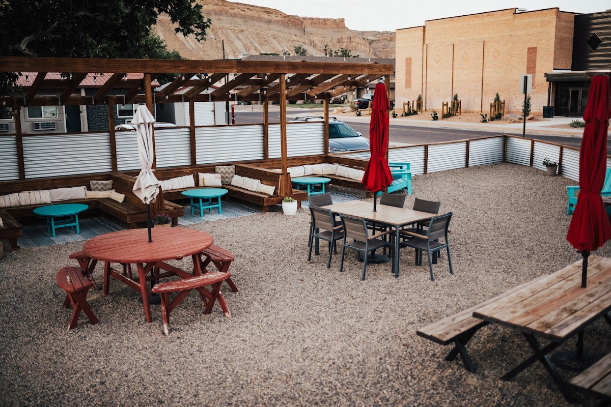 Spoke and Vine Motel