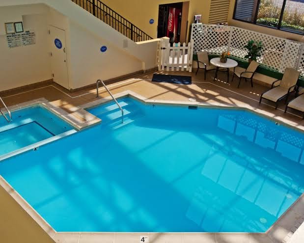 The Atrium Resort photo 2