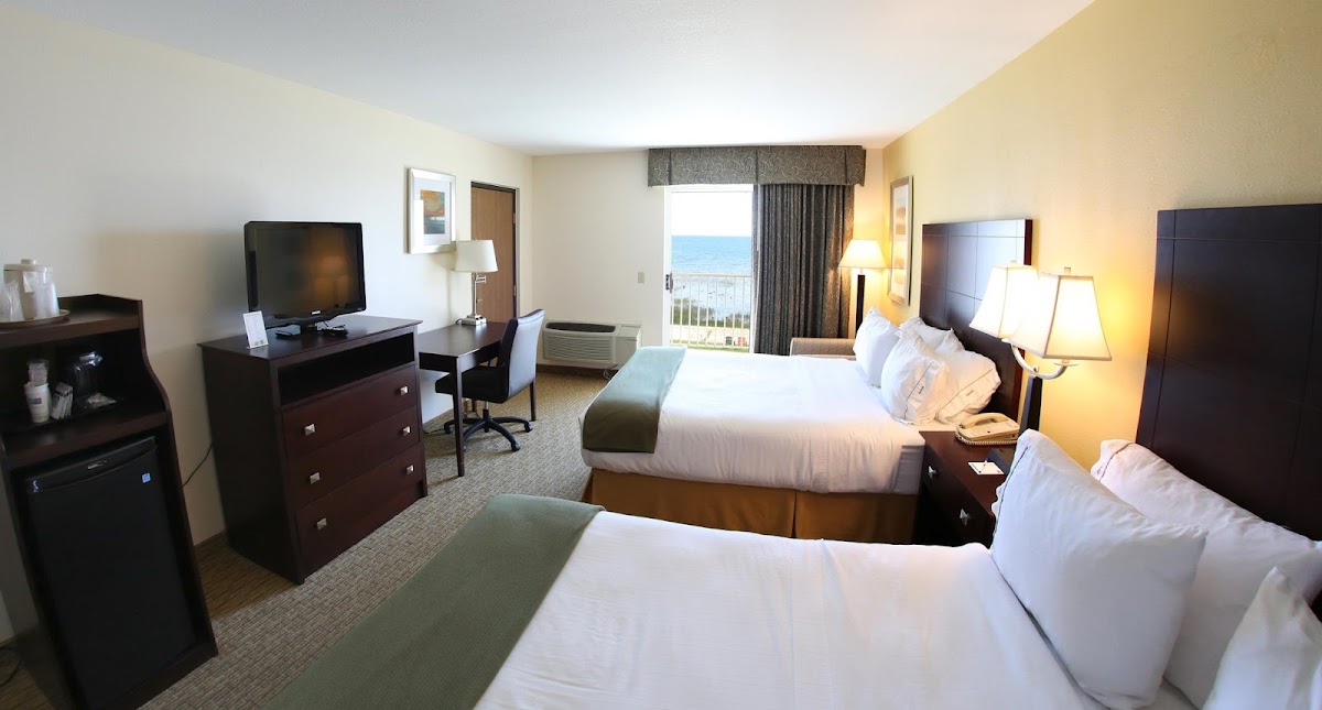 Holiday Inn Express St. Ignace-Lake Front by IHG photo 3