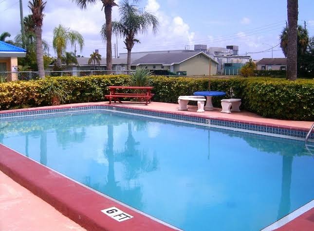 Budget Inn Okeechobee photo 3