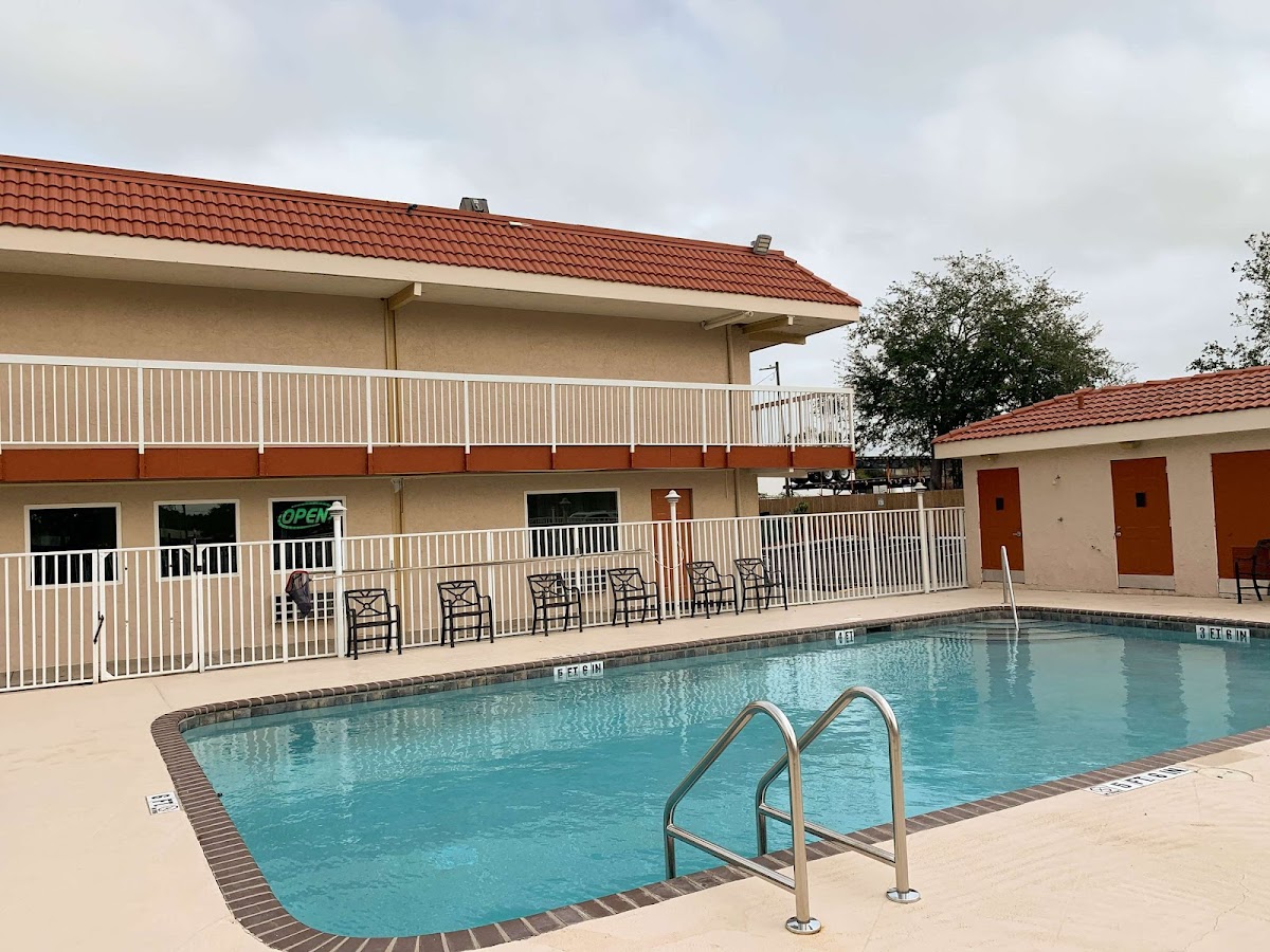 Motel 6 Tampa, FL