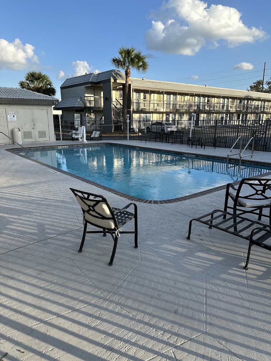 Motel 6 Tampa, FL photo 3