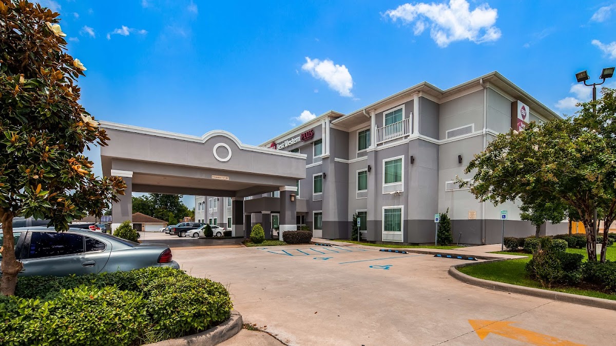Best Western Plus Chalmette Hotel