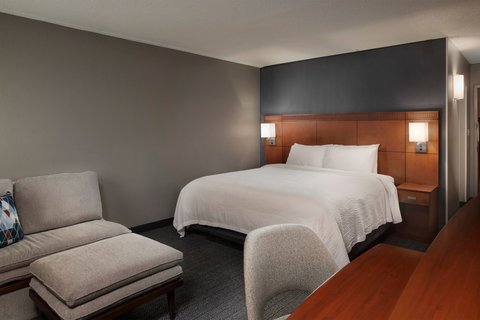 Courtyard by Marriott Winston-Salem University photo 2