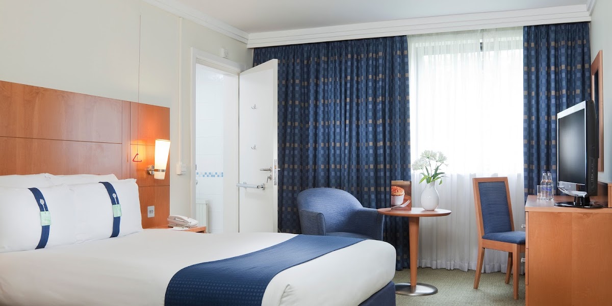 Holiday Inn Maidenhead/Windsor by IHG photo 3