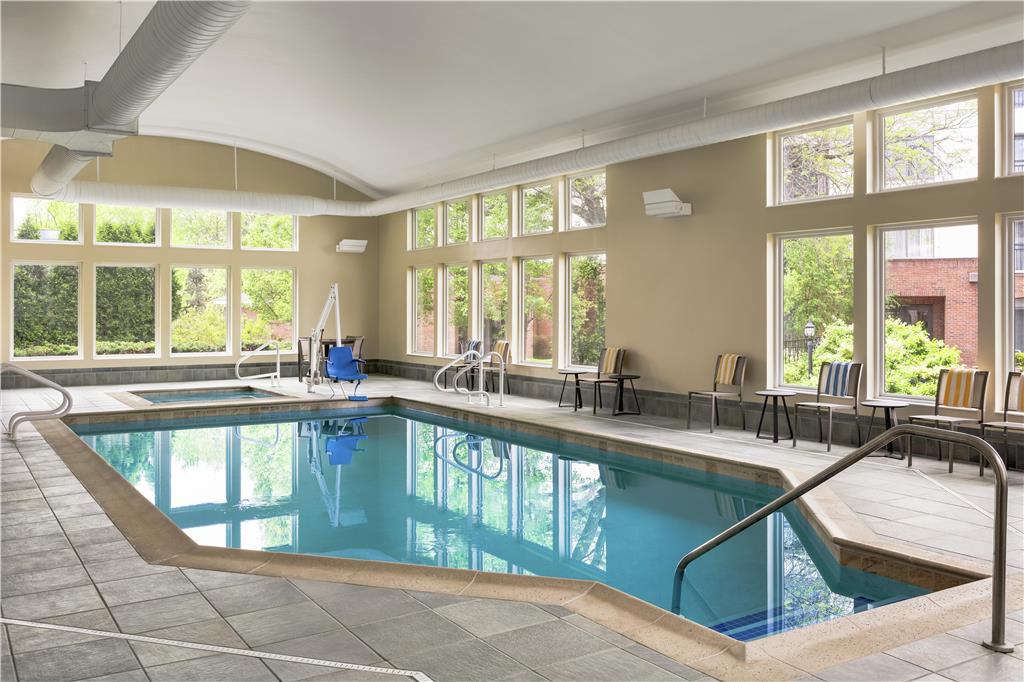 Homewood Suites by Hilton Burlington photo 3