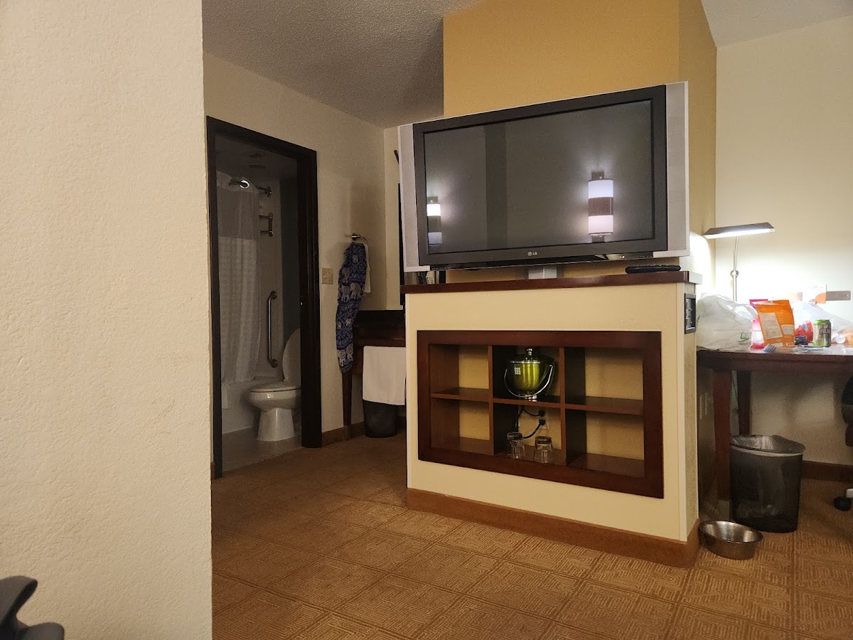 Hyatt Place Fort Wayne – Northwest photo 2