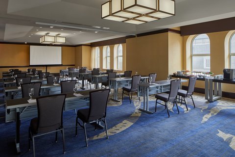 Lancaster Marriott at Penn Square photo 2