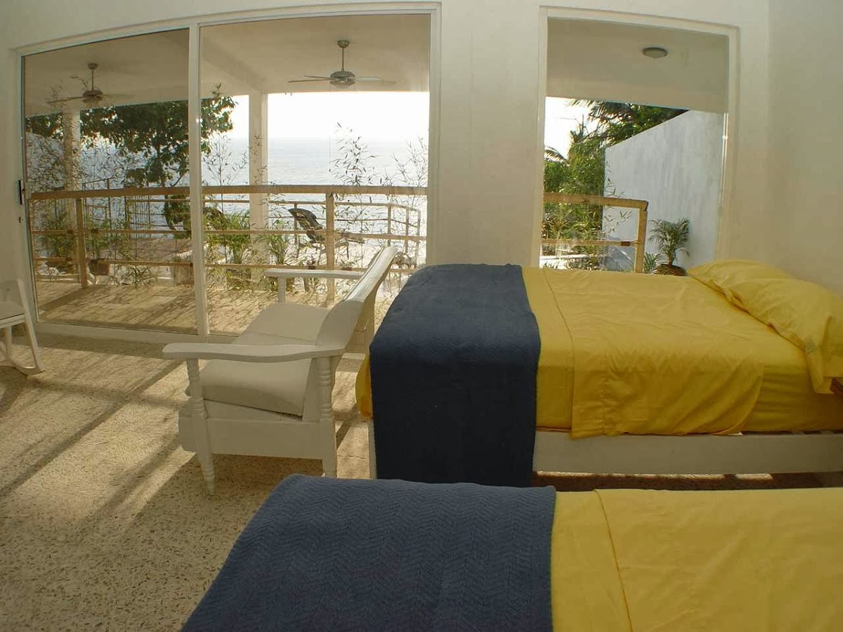 Acapulco las Ardillas photo 2