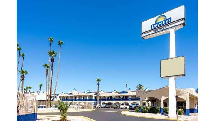 Days Inn by Wyndham Airport - Phoenix