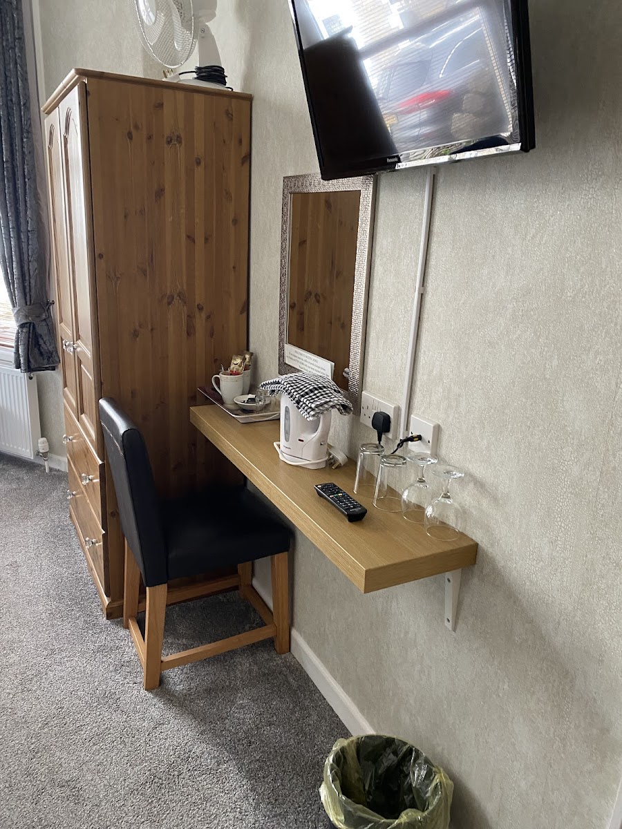 Milton Lodge Guest House photo 3