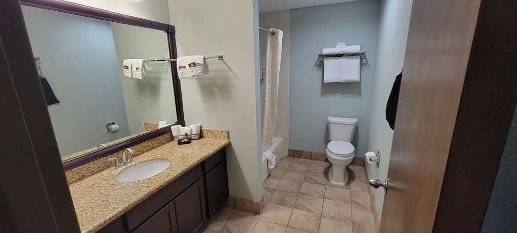 Best Western Plus Ahtanum Inn photo 2