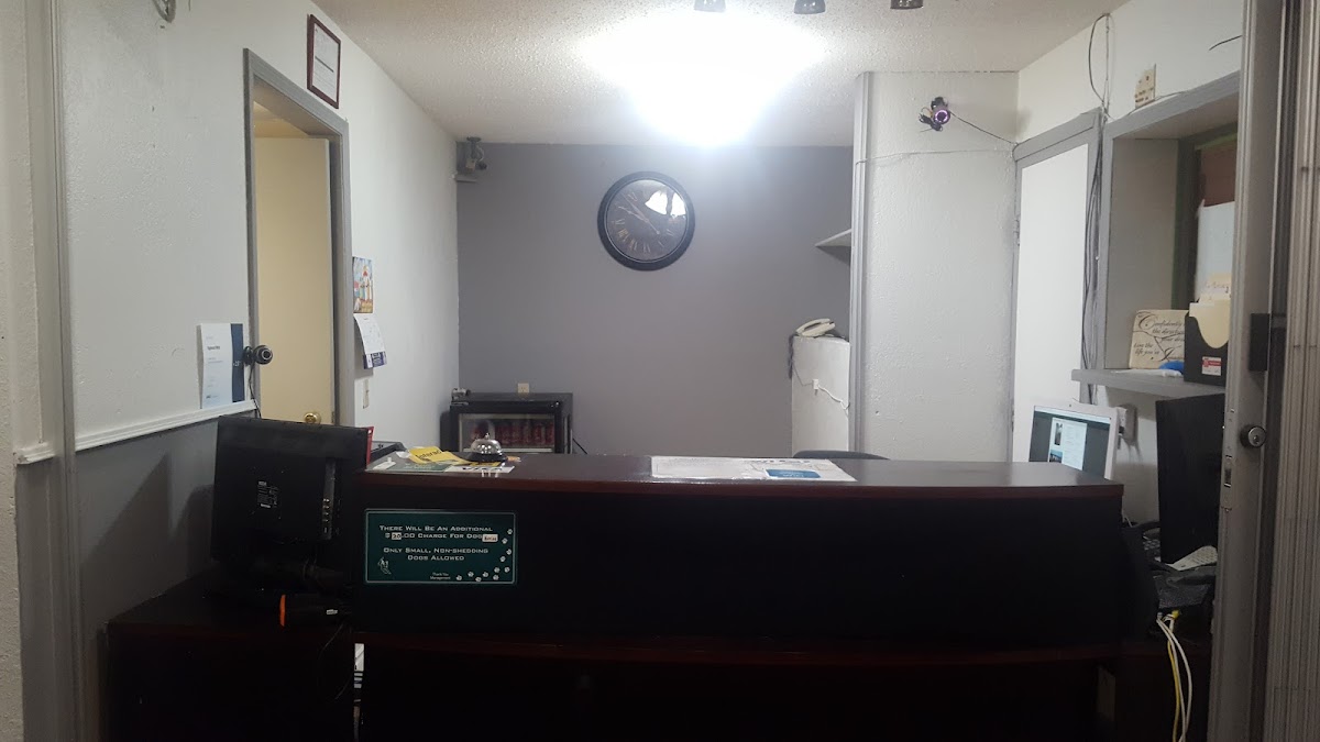Highwood Motel photo 3