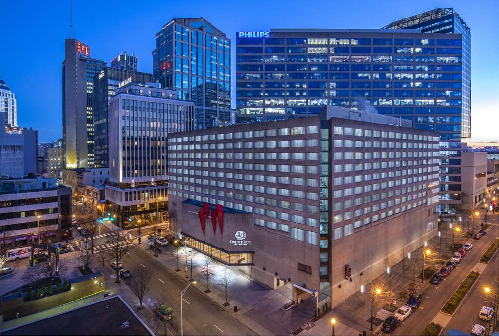 DoubleTree by Hilton Hotel Nashville Downtown
