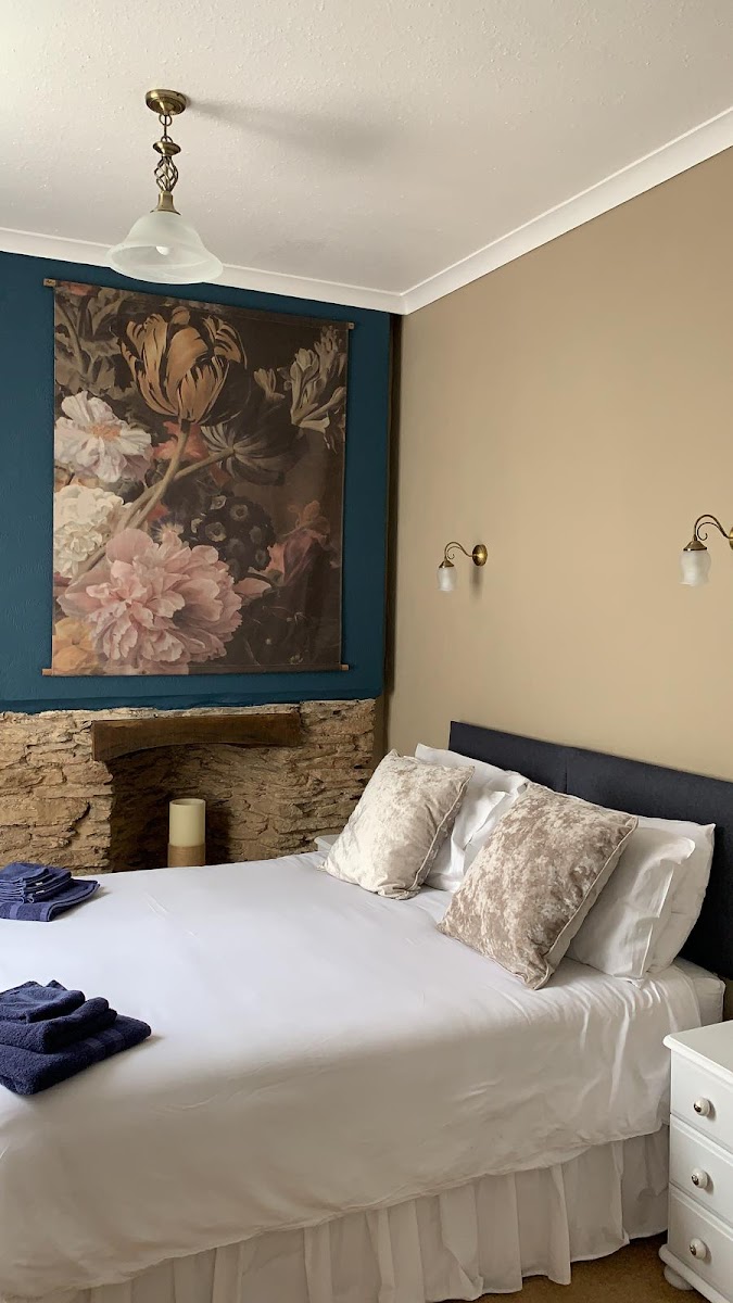 The Poplars GuestHouse photo 3