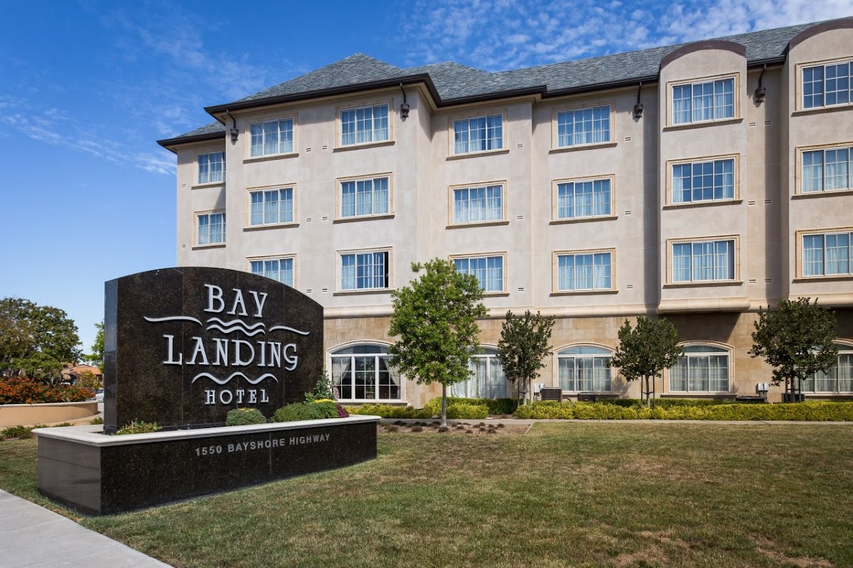 Bay Landing Hotel