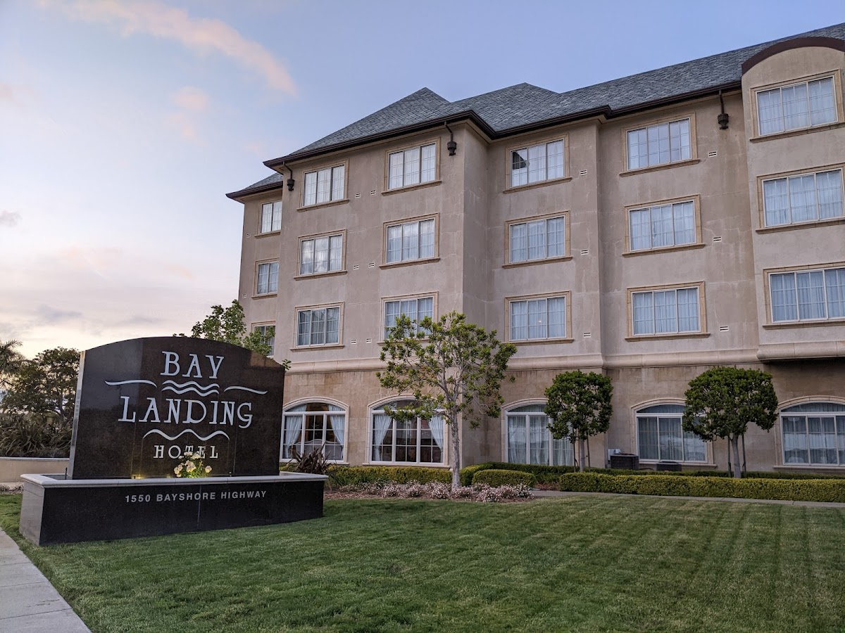 Bay Landing Hotel photo 3
