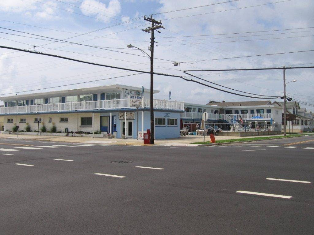 Surf 16 Motel